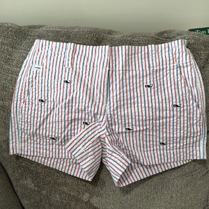 Vineyard Vine shorts. Whit with red and blue stripes Excellent condition. Size 0